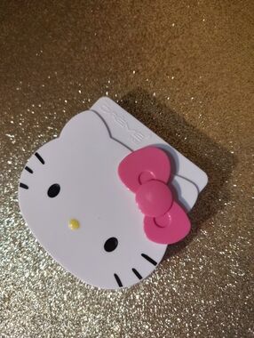 Crème x Hello Kitty Strawberry Milk Compact Mirror - Light Pink Skin Care